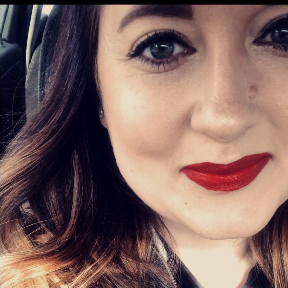 Meet your Posher, Samantha